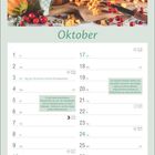 „Oktober“ steht groß in der Mitte. Darunter sind Daten eines Kalenders, oben Kürbisse und Früchte.