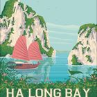 "HA LONG BAY VIETNAM." Illustration: Segelboot zwischen grünen Felsen im Wasser, blauer Himmel, Sonne scheint.