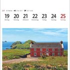 Juli, 19. bis 25. Woche 29. Cottage auf der Iveragh-Halbinsel, vor Puffin Island, County Kerry. Meerblick, grüner Hügel, rotes Haus.