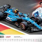 "Oktober 2027, Carlos Sainz (SPA), Williams Formel 1 Team. Ein blau-weißes Formel-1-Auto mit zahlreichen Logos."