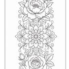 Eine florale Illustration mit symmetrischen Blumenmustern, großen Blüten und ornamentalen Details entlang der vertikalen Achse.