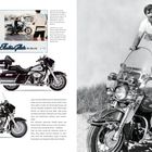 Texte: "Electric Glide in Blue", "1949, mit dem Aufkommen der telehydraulischen Gabel". Links Texte über Motorräder, rechts Bild eines Mannes auf einem Motorrad.