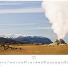 "Namaskard Hverarönd", "11", "CASARES EDITION". Ein Vulkan mit weißem Rauch, karge Landschaft, schneebedeckter Berg im Hintergrund.