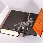 Texte: "Liza Minnelli", "Michael Feinstein", "John Gruen". Ein Buch mit offenem Umschlag zeigt ein schwarz-weißes Foto.