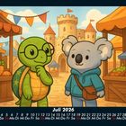 Juli 2026 Kalender, Illustration: Schildkröte und Koala mit Brille und Tasche auf einem Markt vor einer Burg.