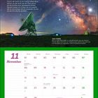 Text: "Unsere Galaxie", "Die Milchstraße", "Viele Sterne", "11 November", "Super Fakt: Echt lange", "Aufbau der Milchstraße". 

Das Bild zeigt einen Sternenhimmel mit einem großen Radioteleskop im Vordergrund. Darunter befindet sich ein Kalenderblatt für November und eine Illustration der Milchstraße.