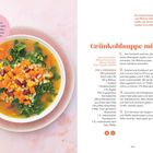 Grünkohlsuppe mit Mais, Rezept für zwei Personen. Zutaten: Grünkohl, Möhren, Zwiebel, Kidneybohnen, Mais. Zubereitung: 40 Min.