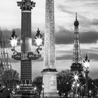 Text: "Ich liebe den Eiffelturm... Jean-Pierre Jeunet." Eine schwarz-weiße Szene mit Eiffelturm, Obelisk und Laternen. Kalender unten.