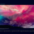 09 September. Auf der neuseeländischen Südinsel ist Dunedin ein beliebter Ort. Bunte Polarlichter am Nachthimmel über Silhouette.