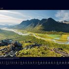 07 Juli. Eine grandiose Wildnis des Sarek Nationalparks in Lappland, Schweden. Berge, ein Fluss, grünes Tal.