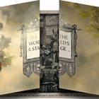 Text: "ALL THE WORLD’S A STAGE ...". Illustration: Theaterkulisse mit Tierdarstellung und Blättern.