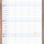 Kalender mit Dezember-Daten; Text: „Wir wünschen zimtsternsüße, sternenhelle, magischmomtige Weihnachtstage!“ Illustration: Rentier, Mädchen im Schnee.