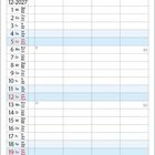 Kalender für Dezember 2027, darüber ein Foto mit drei bunten Hütten am Wasser vor schneebedeckten Bergen.