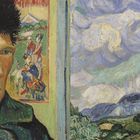 Eine Illustration: Links ein Mann mit Pelzmütze, rechts wellige Wolken über einer hügeligen Landschaft.