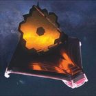 Kalender: Juli und August, 30. Woche. Text über die Bedeutung von Naturwissenschaften. Illustration eines Teleskops im All.