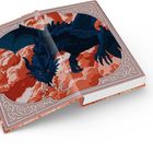 Texte: "THE UNDERCROFT", "SMART TOWER", "THROME", "GRAND CHAPEL OF MERCY". Eine detaillierte Stadtkarte-Illustration in Rot und Schwarz.