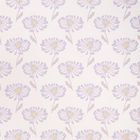 Lila Blumenmuster auf hellem Hintergrund, wiederholt sich regelmäßig.