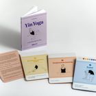Buch: "Yin Yoga: In der Ruhe liegt die Kraft". Karten: Herabschauender Hund, Imaginationsatmung, Kamel. Illustrationen von Yoga-Personen.