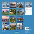 KORSCH VERLAG, MADE IN GERMANY. Kalenderlayout mit 12 Landschaftsfotos, darunter Berge, Seen und historische Gebäude.