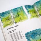 "Probebühne digital. Papier und Tablet kombinieren." Aquarellillustrationen von einer Landschaft in Grün und Blau.