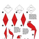 Faltanleitung für einen roten Origami-Papagei mit nummerierten Schritten und faltbarem Papierlayout.