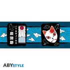 „TANJIRO“ neben japanischen Schriftzeichen; Illustration: rote Sonne, Wolken, Maske mit roten Punkten.