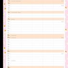 „Das Geschirr kann warten, die Familie nicht.“ Kalender für Mai, mit rosa Hintergrund und Blümchenmuster.