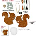 „DIESES SET ENTHÄLT: 11 Plüsch, Filz- & Glitzer-Teile, 1 Satinband, Stickgarn in 4 Farben, 1 Kunststoff-Nadel, 1 Anleitung, 5 g Füllmaterial.“ 

Ein Nähset für einen Eichhörnchen-Anhänger ist abgebildet.