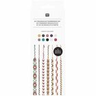 DIY Freundschaftsarmbänder Set, earthy colours. Sieben bunte Armbänder in verschiedenen Mustern angezeigt.