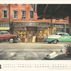 Kalenderseite mit "New York Formaggio", "Cheese", "Specialties" auf einem Geschäft. Illustration mit Maus und Vintage-Autos.