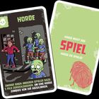 Links: "HORDE". Frau erschrocken, Zombies. Unten: "Zwinge einen anderen Spieler...". Rechts: "Hasse nicht das SPIEL...".