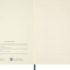 Links steht "OUR MANIFESTO" mit einem Text über die Bedeutung von Handschrift. Rechts ist eine linierte Seite.