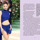 Textzitat: "I was inspired by the looks of style icons from the 60s..." Links steht eine lächelnde Frau in einem blauen Kleid.