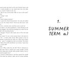 1. SUMMER TERM a)

Text beschreibt Schüler, die über einen Brand an ihrer Schule sprechen und sich über die Zerstörung aufregen.