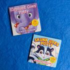 "Elephant Goes Potty" und "Skunk Goes Potty", Kinderbuchcover mit lustigen Tierbildern auf blauem Hintergrund.
