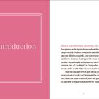Linke Seite: "Introduction" in einem rosa Feld mit Rahmen.
Rechte Seite: Text über den Dschungel nach einem lauten Morgen.