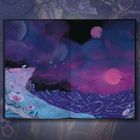 Illustration mit violettem Himmel, zwei Monden, einem Wasserfall und blühenden Blumen.