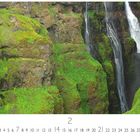 „Island Wasserfall“ und Zahlen 1-28, darunter „CASARES EDITION“. Üppig grüne Schlucht mit herabstürzendem Wasserfall.