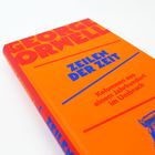 "ZEILEN DER ZEIT. Kolumnen aus einem Jahrhundert im Umbruch." Orange Buchcover mit rotem und blauem Text.