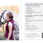 Klassische Therapie: Longieren, Cavalletti, Stangen, Kappzaum, Handarbeit. Unterstützung: Balance Pads, Tapes, Massagen. Frau mit Pferd.