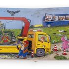 Texte: "Bei Regen fährt der Bauer Bert zu schnell...", "Dem Bauern selbst ist nichts passiert...". Illustration: Tiere helfen.