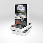 "Sabine Weiss, Stürmische Klippe, Sylt-Krimi, SPIEGEL Bestseller." Stapel von Büchern mit Strandmotiv und Rettungsstation.