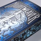 NIGHTWEAVER. "Ist ihre Liebe stärker als ihr Wunsch nach Rache?" Illustration mit Einhorn und Schwert in Blau und Silber.