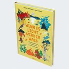 "Wenn es Licht wird im Wald" steht in großen Buchstaben. Eine Illustration zeigt bunte Waldtiere und Bäume auf gelbem Hintergrund.
