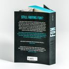 "STILL HAVING FUN?" Zitate und Rezensionen beschreiben die Themen des Buches über Macht, Ruhm, Scham und Gerechtigkeit.
