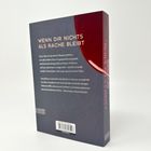"Wenn dir nichts als Rache bleibt." Text auf dunklem Hintergrund. Seitenansicht eines Buches mit rotem und grauem Umschlag.