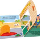 Text: "Heute darf das kleine Eselchen [...] Bad!" Illustration eines Kinderbuchs mit Eselchen, Bett, Giraffe und Maus.