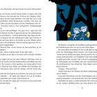 Text: Zwei Kinder in einem dunklen Wald stehen mit Taschenlampen.  
Das Illustration zeigt Schatten von Bäumen und einem Zelt.