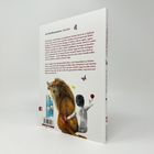 „Ein Buchkunstwerk.“ – Die Zeit. Abgebildet: Ein Löwe und ein Kind, das einen roten Luftballon hält. Ullstein Verlag.
