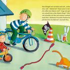 Max klingt wie verrückt und ruft: „Achtung, klar zum Start! Drei, zwei, eins, null – Rakete los!“ Kinder auf Fahrrädern.